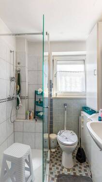 1. OG Badezimmer 2 - 