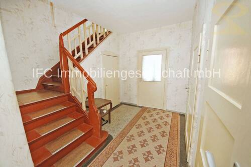 Treppe vom EG zum OG - 
