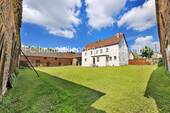 Hausansicht / Hofbereich - 