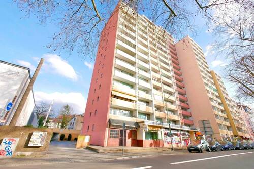 Straßenansicht - 3 Zimmer Etagenwohnung zum Kaufen in Offenbach