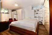 Schlafzimmer 2 im Souterain mit Süd:Ost Ausrichtung - 