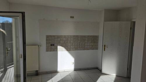 Küche - 3 Zimmer Etagenwohnung zur Miete in Chemnitz