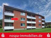Rückansicht - Helle 3-Zimmer-Wohnung mit Balkon in Vogelsang-Grünholz - Ostseenähe inklusive!