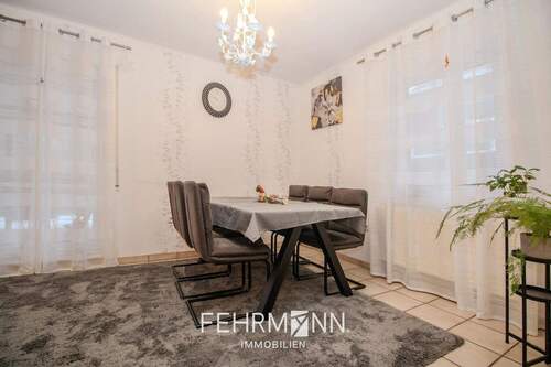 Wohn- und Esszimmer - Einfamilienhaus mit 108,80 m&sup2; in Papenburg / Aschendorf (Ems) zum Kaufen