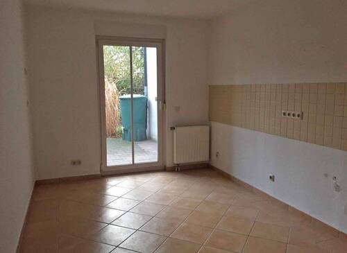 EG Küche mit Zugang zur Terrasse - 