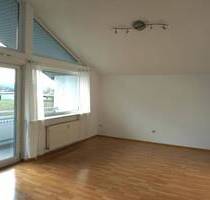 Helle 3 12 Zimmer-Dachgeschosswohnung mit zwei Balkonen in Horb-Nordstetten zu vermieten - Horb am Neckar