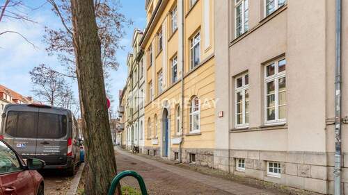 Außenansicht 3 - 3 Zimmer Etagenwohnung zum Kaufen in Erfurt