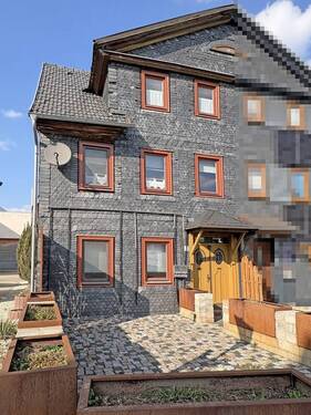 Straßenansicht - 5 Zimmer Doppelhaushälfte in Mitwitz