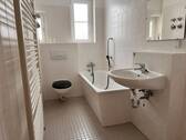 04 Badezimmer (2) - 