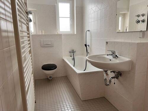 04 Badezimmer (2) - 