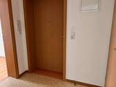 05 Flur (5) - 