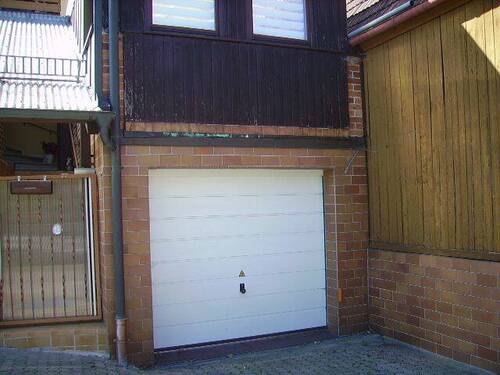 Garage 1.JPG - 