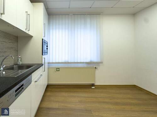 Pausenraum, Einbauküche - Büro mit 202,00 m&sup2; in Limburg zur Miete