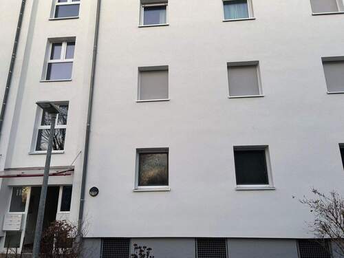 Fassade neu - Etagenwohnung mit 120,00 m&sup2; in Karlsruhe zum Kaufen