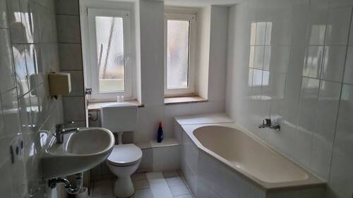 6d194578-6d40-4160-bb2c-d642b56469bb 2.jpg - 3 Zimmer Büro in Plauen