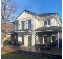 Einfamilienhaus mit gewerblicher Nutzung in zentraler Lage in Falkensee