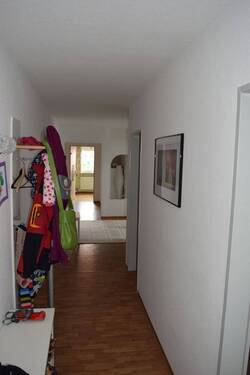 Eingang Flur - 4 Zimmer Etagenwohnung zur Miete in Bad Staffelstein