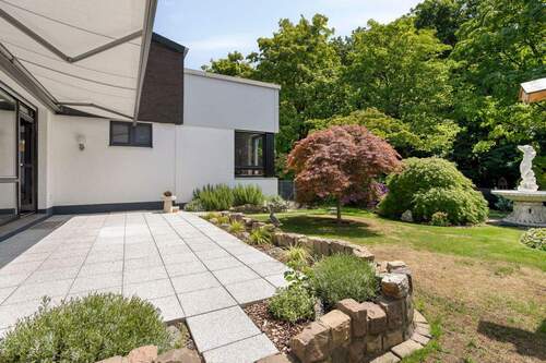 Sonnenterrasse mit Markise - 