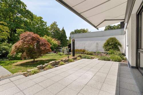 Sonnenterrasse mit Markise - 