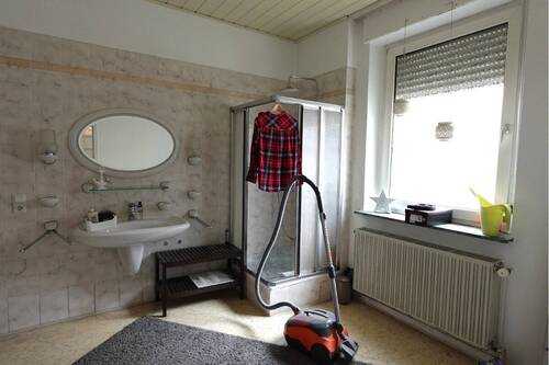 Badezimmer EG - 8 Zimmer Mehrfamilienhaus, Wohnhaus in Hamm