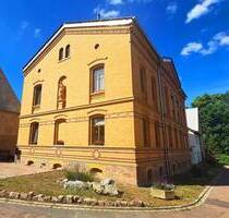 Historischer Charme trifft modernen Komfort - 2 Zimmer mit Lift, Stellplatz & Naturidylle - Petersberg Mösthinsdorf