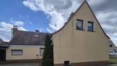 seitliche Hausansicht - 4 Zimmer Doppelhaushälfte in Schleife