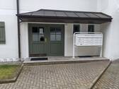 Hauseingang - 2 Zimmer Etagenwohnung zum Kaufen in Bad Birnbach