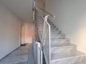 Treppenhaus.jpg - Etagenwohnung mit 60,00 m² in Langenau zum Kaufen