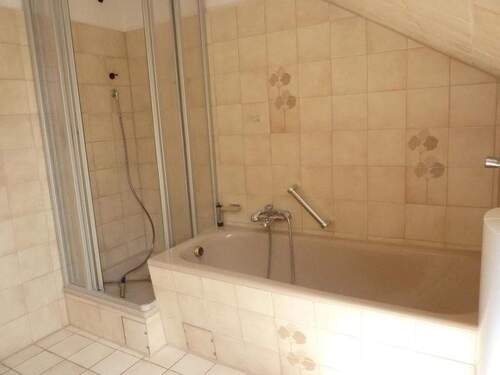 Tageslicht-Dusch-Wannenbad - 