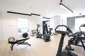 Fitnessraum und Sauna - 