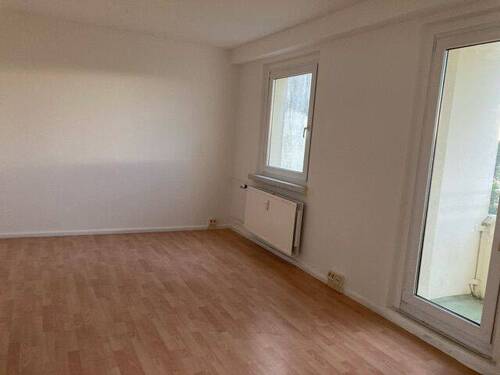 Wohnzimmer - Etagenwohnung mit 57,40 m&sup2; in Eberswalde zur Miete