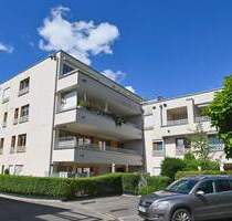 Weingarten - Zentrum: Großzügige 3,5-Zimmer-Wohnung mit überdachtem Balkon