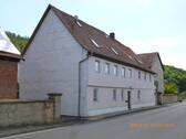 Haus von vorne - Haus mit Innenhof , Scheune , Werkstatt,Teilsaniert