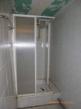 Dusche im Erdgeschoß - 