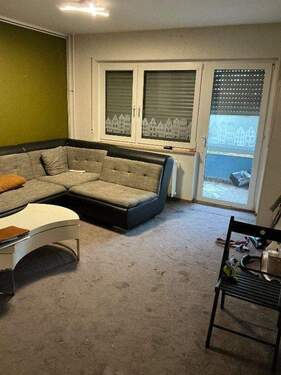 Alter Rückinger Weg 92a_Wohnzimmer möbliert.jpg - 