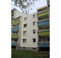 Schön geschnittene 2-Zimmer-Wohnung mit Balkon, frei ab sofort (Einbauküche nach Absprache) - Hanau