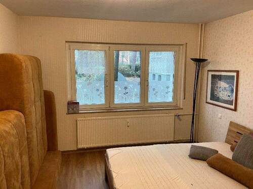 Alter Rückinger Weg 92a_Schlafzimmer möbliert - 