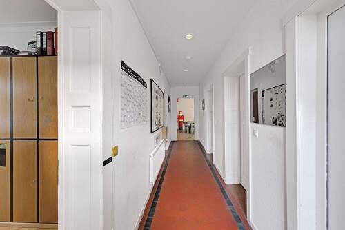 Flur EG - 1 Zimmer Mehrfamilienhaus, Wohnhaus zum Kaufen in Dortmund