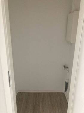 Abstellkammer - Etagenwohnung mit 60,40 m&sup2; in Döbeln zur Miete
