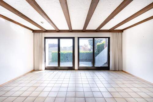 EG Wohnzimmer Ansicht 2 - 5 Zimmer Einfamilienhaus in Unterpleichfeld