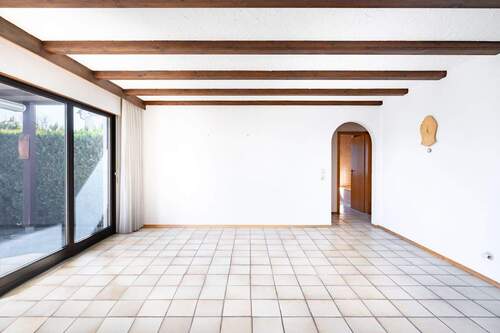 EG Wohnzimmer Ansicht 1 - Einfamilienhaus mit 120,00 m&sup2; in Unterpleichfeld zum Kaufen