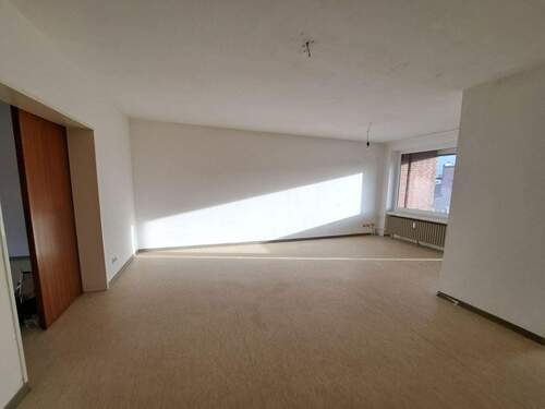 Wohnzimmer - 3 Zimmer Etagenwohnung zur Miete in Bremerhaven