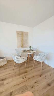 Wohnzimmer - Etagenwohnung mit 98,00 m&sup2; in Burghausen zum Kaufen