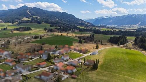 Ausblick - Rarität in Saulgrub: Sonniges Baugrundstück in ruhiger Wohnlage für Ihr neues Zuhause