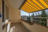 Balkon mit el. Markise - 