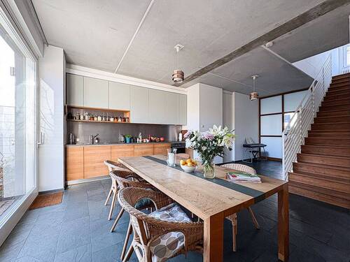 Koch- und Essbereich - 6 Zimmer Mehrfamilienhaus, Wohnhaus in Berlin