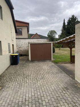 Hausansicht Rück. mit Garage - 