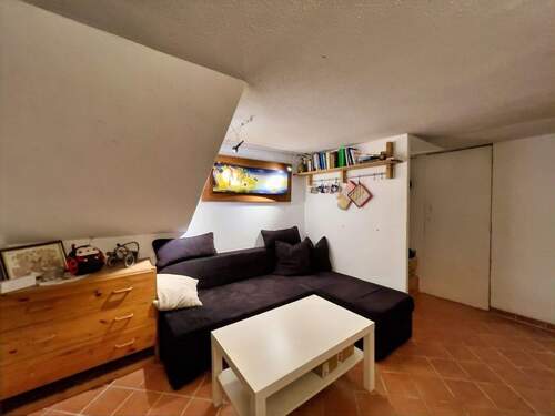 Aufenthaltsbereich im Souterrain - 