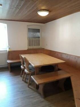 Eckbank - Bauernhaus, Landhaus mit 180,00 m&sup2; in Egg an der Günz zum Kaufen