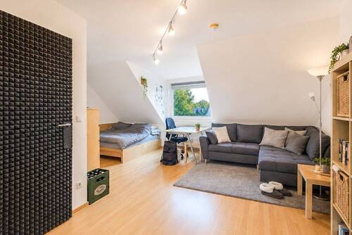 Studio ohne Deckenverkleidung - 